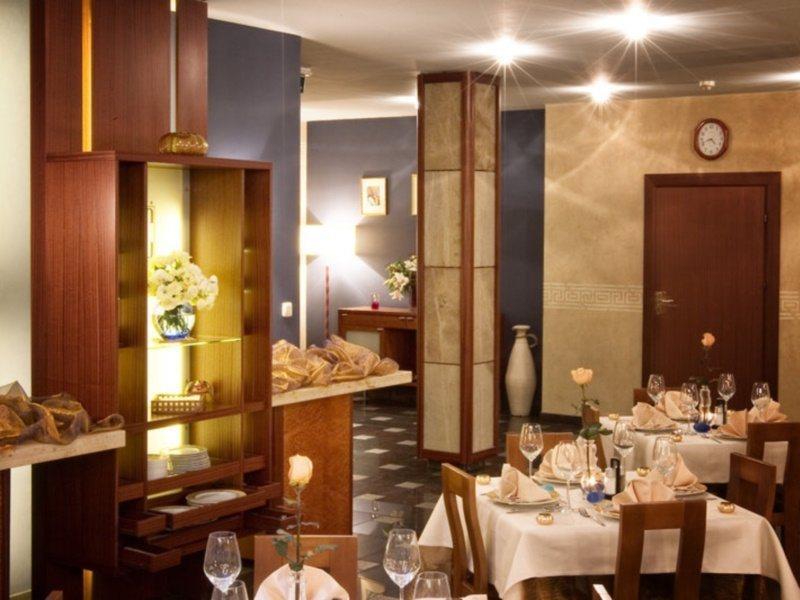 Classic Hotel Krasków Eksteriør bilde