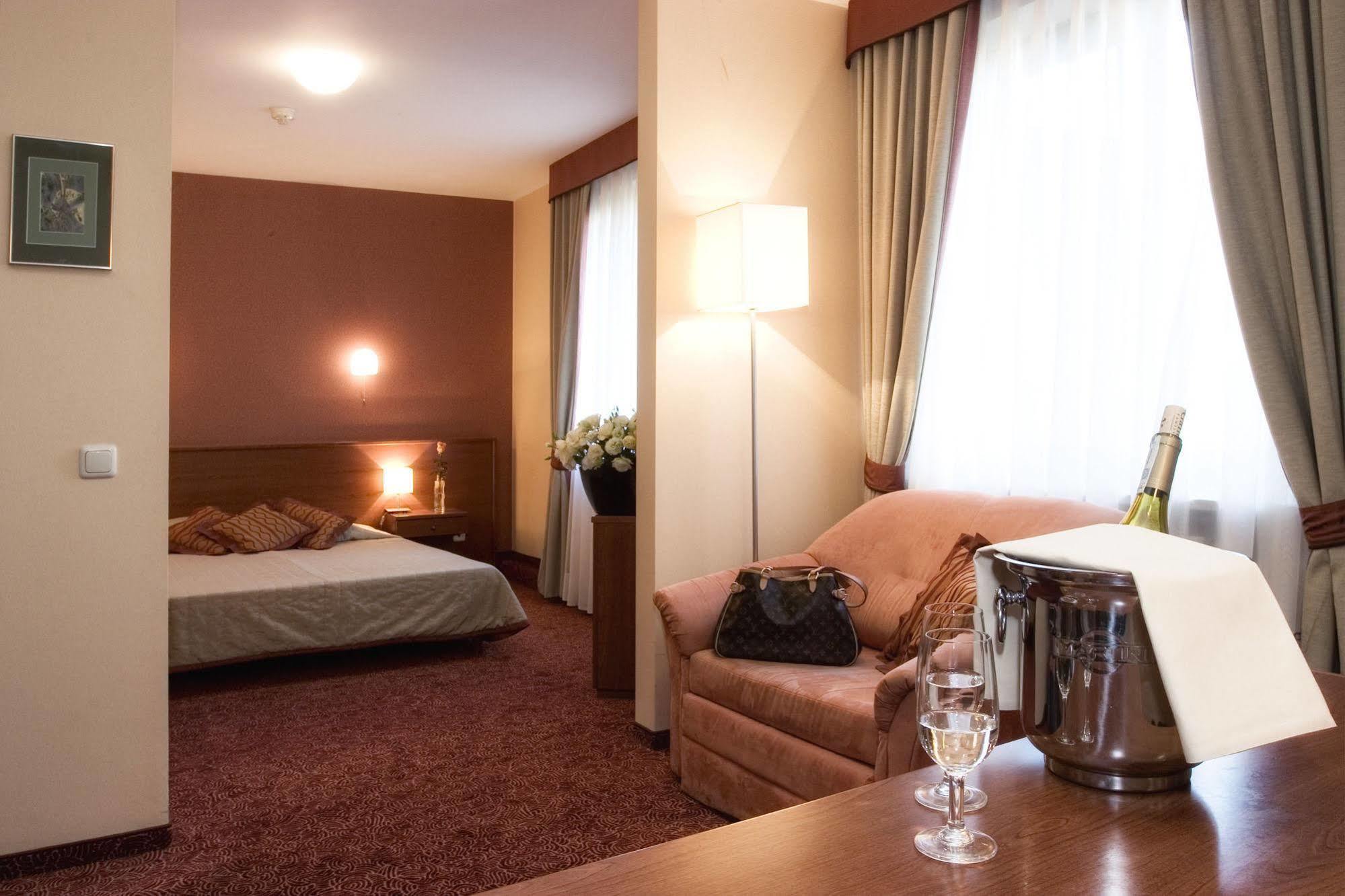 Classic Hotel Krasków Rom bilde