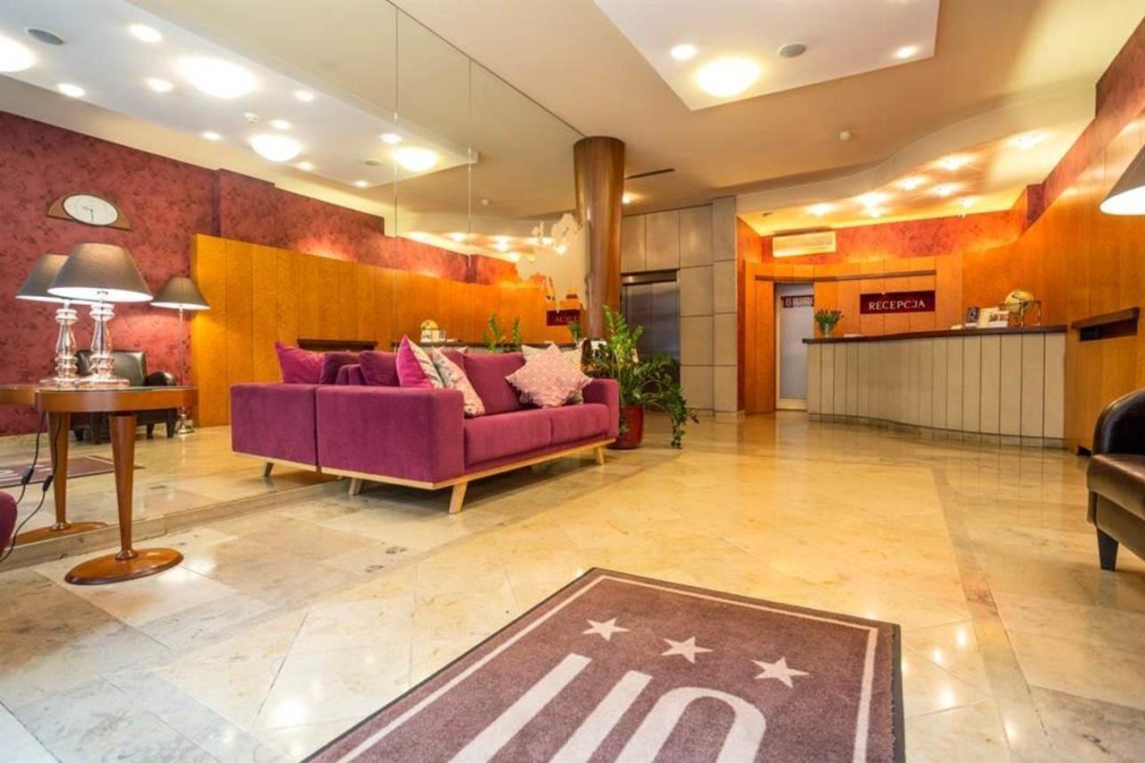 Classic Hotel Krasków Eksteriør bilde